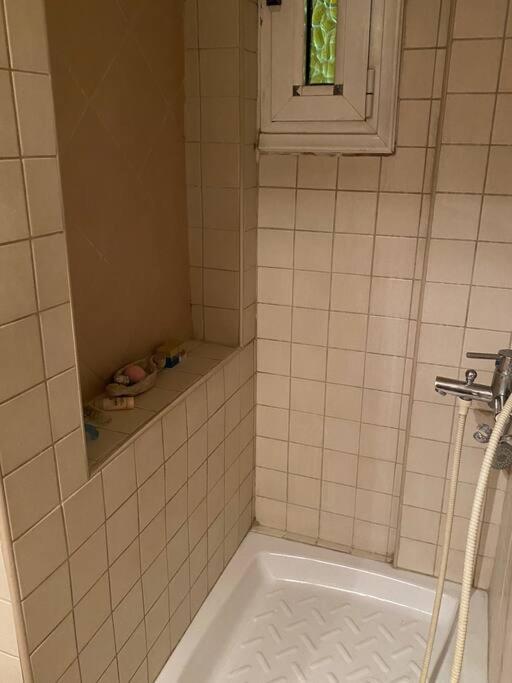 Cute 2Bdrm In Salonica Center 아파트 외부 사진